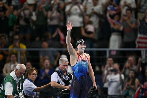 US' Katie Ledecky celebrates after winning the final of the women's 800m freestyle swimming event during the Paris 2024 Olympic Games at the Paris La Defense Arena in Nanterre, west of Paris, on August 3, 2024.