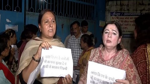 Delhi Mahila Congress workers demand Delhi Minister Atishi's resignation over deaths at Asha Kiran shelter home
