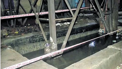 A woman, and her 3-year-old son drowned in Ghazipur open drain due to waterlogging