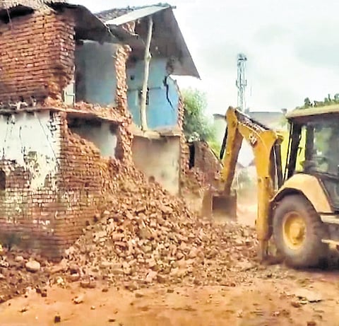 Bhopal Diary | Despite being on leave, SP of Sagar shunted