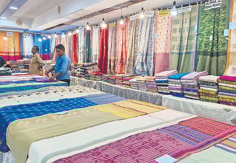 According to the organisers, this year’s exhibition urges shoppers to stear clear of from fast fashion and embrace sustainable clothing.