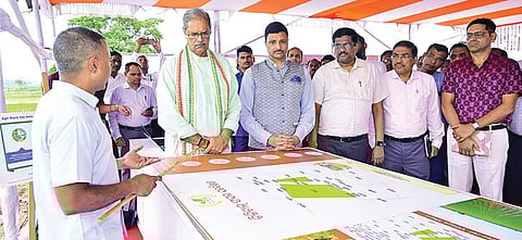 Officials explaining the nuances of the app to DY CM KV Singh Deo and others