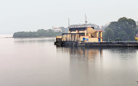 Puzhal lake in spate