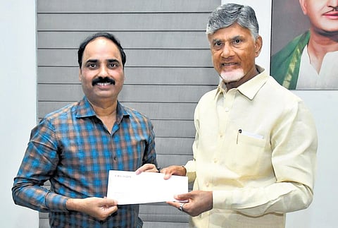 Andhra Pradesh: Rs 26.25L donated to feed the poor at Anna Canteens