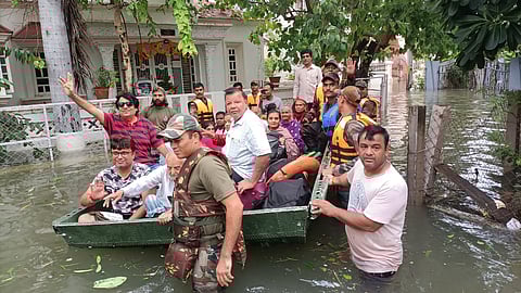 Resque opration by army in kutch.