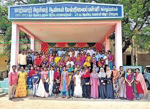 The alumni have financed the construction of a stage, new toilets, a shed for students to eat lunch and play indoor games, and a career guidance centre