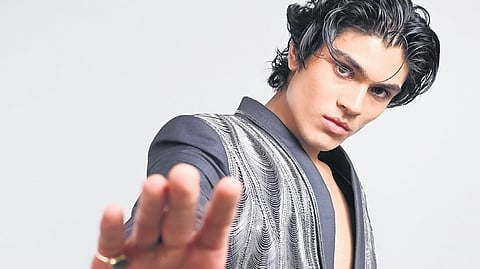 Shaping history, one wire at a time