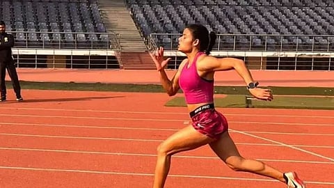 Indian track and field athlete Simran Sharma topped her heat and progressed to the semi-finals of the women's 200m T12 event at the Paris Paralympics on Friday.