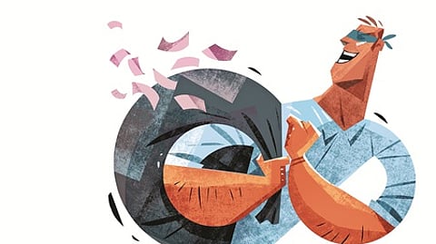 Six people, including two juveniles, were arrested for allegedly killing a 25-year-old man during a robbery bid in Delhi’s Vijay Vihar area.