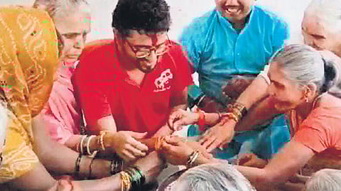 Man with thousand families