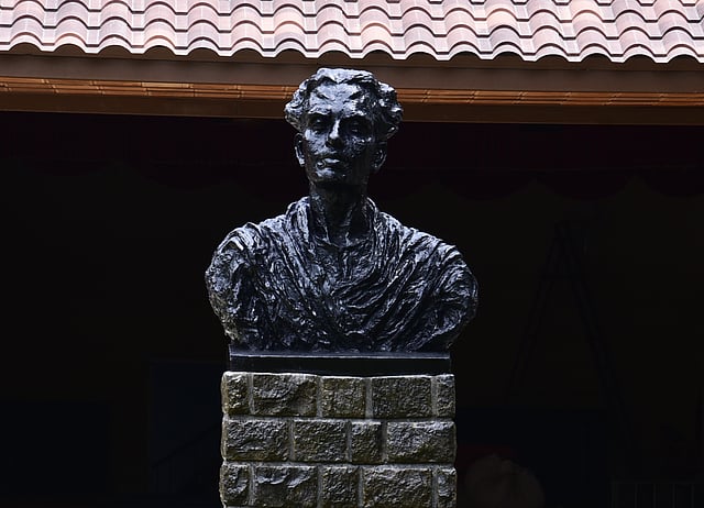 Bust of Changampuzha Krishna Pilla