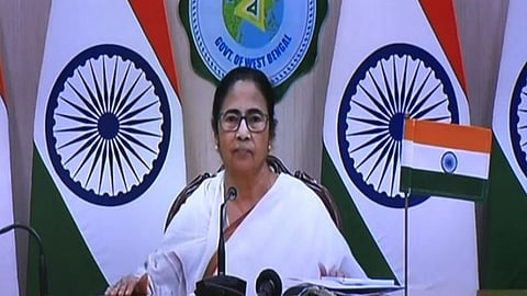 A day after the standoff between junior doctors and West Bengal Chief Minister Mamata Banerjee failed to materialise.