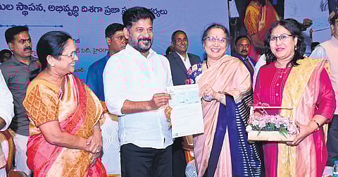 ALEAP members contribute Rs 5 lakh to the CMRF at the unveiling of the MSME policy