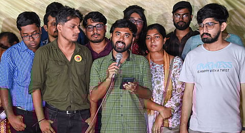 Junior doctors during a press conference before a delegation leaves for Nabanna (State Secretariat) to meet West Bengal Chief Secretary Manoj Pant for a discussion on certain 'key unresolved issues' like security in hospitals, at their 'dharna' site outside Swasthya Bhawan in Kolkata, Wednesday, Sept. 18, 2024.
