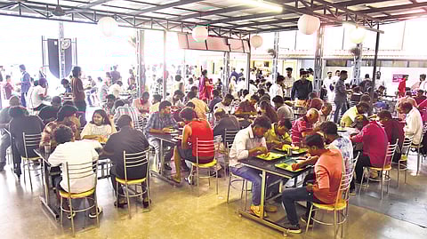 The rush at Samridhi