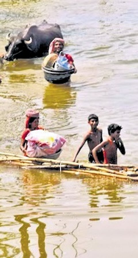 Bihar steps up relief efforts, NDRF teams deployed