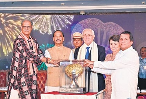 FIVB president Ary S Graça conferred KISS Humanitarian award 2020