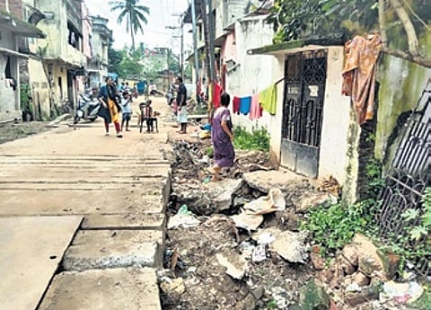 Trenches dug on the side of box drain