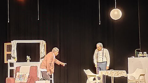 Old age and loneliness find two fine acts in Purane Chawal