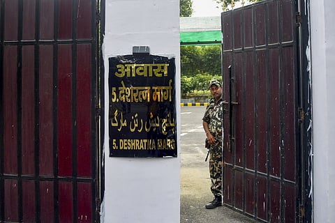 The bungalow of former Bihar Deputy CM and Rashtriya Janata Dal (RJD) leader Tejashwi Yadav after he vacated it, at Deshratan Marg in Patna, Monday, Oct. 7, 2024.
