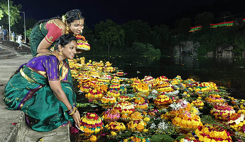 After worshipping the goddess Bathukamma for nine days, thousands of women bid farewell to Saddula Bathukamma in Warangal.