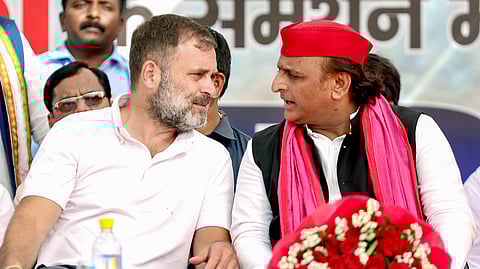 Congress leader Rahul Gandhi with Samajwadi Party chief Akhilesh Yadav.