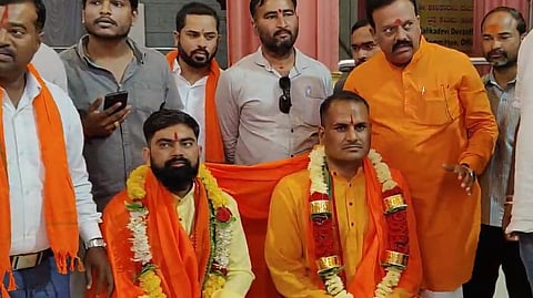 Hindutva fringe leaders honour the accused linked to Gauri Lankesh's murder in Bengaluru.