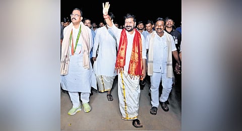 Chief Minister A Revanth Reddy
arrives in Kondareddypalli for
Dasara celebrations on Saturday