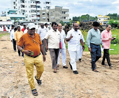 Old students visited SRR & CVR College land which was encroached at BRTS Road in Vijayawada.