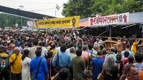Gathering near the hunger strike of junior doctors, protesting over the alleged rape and murder of a trainee doctor in Kolkata.