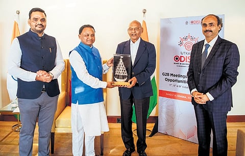 Vedanta Ltd chairman Anil Agarwal with Chief Minister Mohan Charan Majhi and Industries minister Sampad Chandra Swain in Mumbai, on Friday