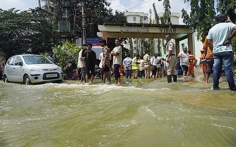 Rescue team rescuing residents of Kendra Vihar Apartment which is fully flooded due last night heavy rain at Yelahanka, Bengaluru.