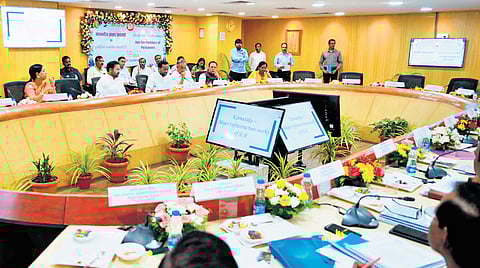 SCR holds a meeting with MPs of Telangana & Karnataka in Hyderabad