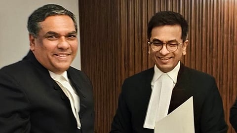 Chief Justice of India (CJI) DY Chandrachud with Justice Sanjeev Khanna (L). Centre notifies the appointment of Justice Sanjeev Khanna as the next Chief Justice of India, effective from November 11th.