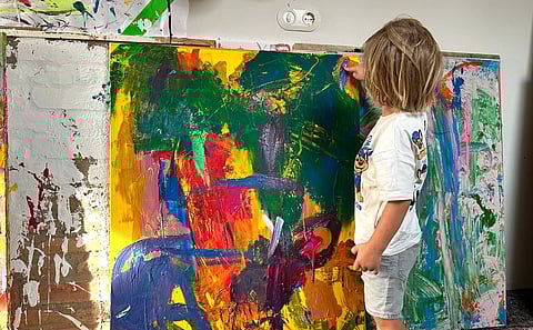 Germany's three-year-old "mini Picasso" gains global art fame