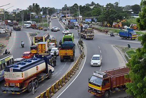 Owing to heavy traffic at the junction, officials removed traffic signals in favour of a U-turn system to ease vehicle movement.(Representative Image)
