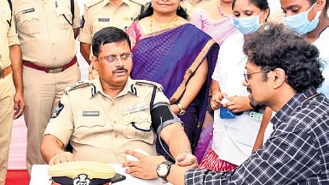 NTR Commissioner of Police (CP) SV Rajashekar Babu inaugurated a free health camp and blood donation camp at the City Armed Reserve Ground as part of the Police Commemoration Week.