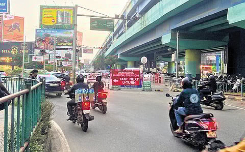 The signal shows free left turn under the new traffic reform at Edappally