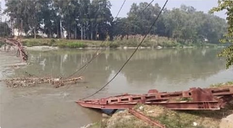 The collapsed bridge in Roorkee