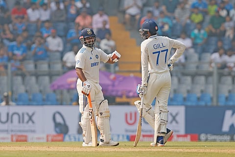 Rishabh Pant (l) and Shubman Gill put on a crucial partnership of 96 runs for the fifth wicket on Saturday