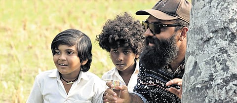 Jithin Raj with the cast of 'Pallotty 90’s Kids' movie