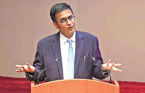Justice DY Chandrachud seeks forgiveness for any inadvertent mistakes, saying, “If I ever hurt anyone, I seek your forgiveness.”.