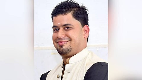 A 32-year-old man allegedly murdered his wife and four-year-old son before ending his life by jumping in front of a train in Mulki police station limits, near Mangaluru.