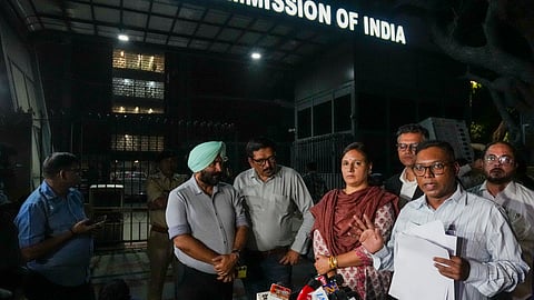 Congress leader Sasikanth Senthil with party delegates addresses a press conference after meeting the Election Commission of India, in New Delhi, Monday, Nov. 11, 2024.