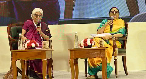 TNIE Editor Santwana Bhattacharya interacts with author and journalist Neerja Chowdhury
