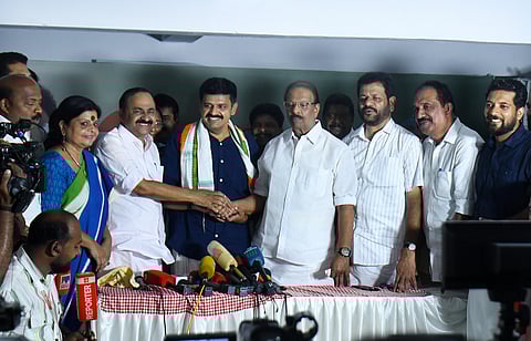 Sandeep Varier with K Sudhakaran, V D Satheesan, Shafi Parambil, and V K Sreekandan, at the DCC office in Palakkad.