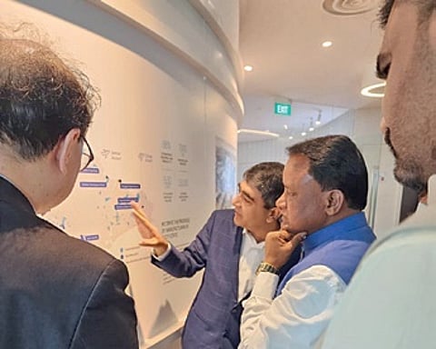 CM Mohan Charan invites Singapore Dy PM, FM to Utkarsh Odisha Conclave