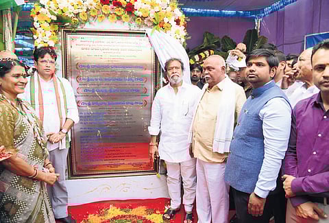 Health Minister Damodar Rajanarasimha and IT Minister D Sridhar Babu laid the foundation stone for the super speciality hospital in Mancherial on Thursday