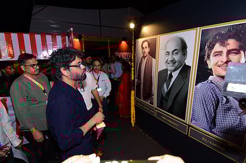 Actor Nagarjuna Rao viewing the gallery