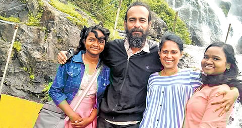 Eldho Pachilakkadan with his family